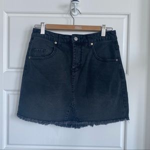 BLACK DENIM MINI SKIRT